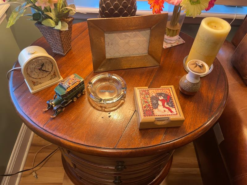 Sale Photo Thumbnail #595