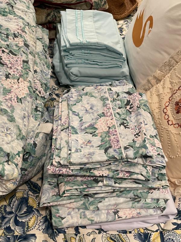 Sale Photo Thumbnail #783