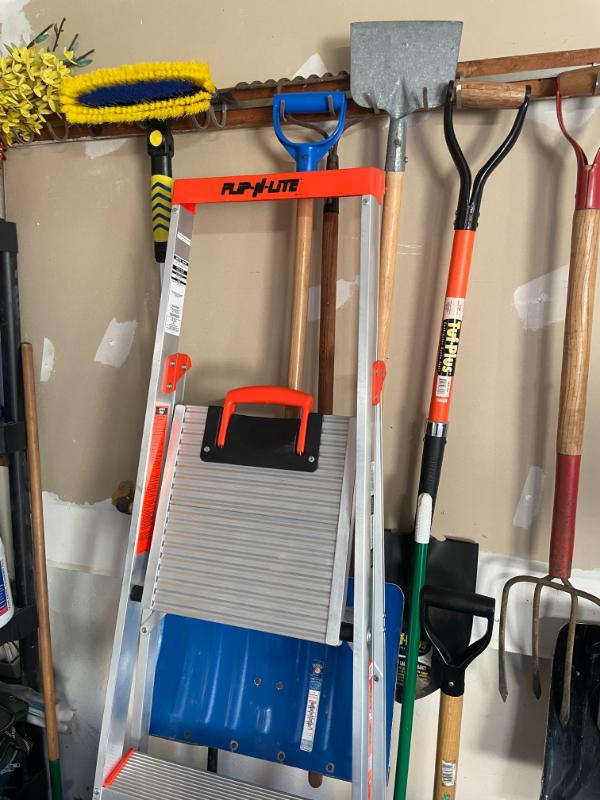 Sale Photo Thumbnail #689