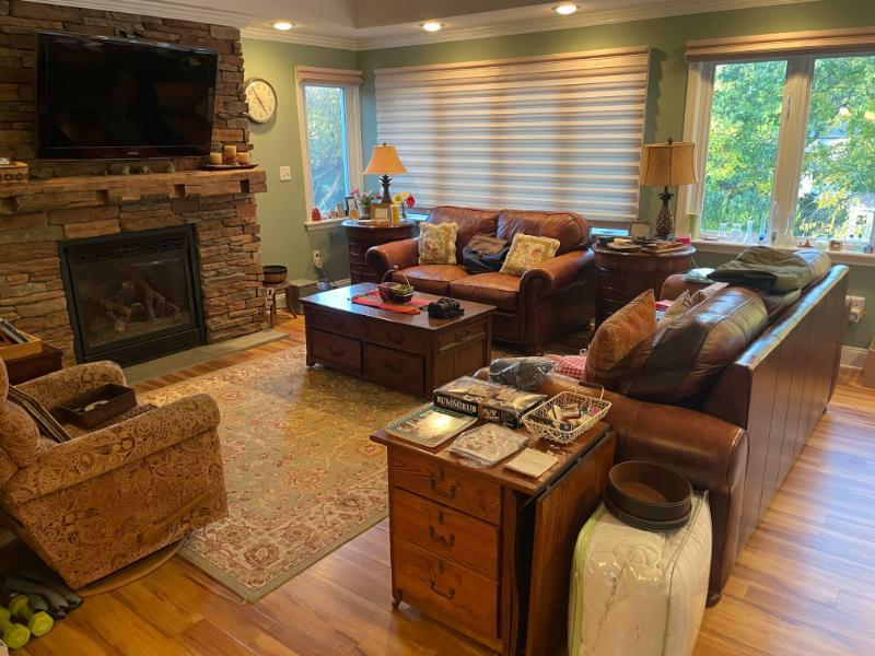 Sale Photo Thumbnail #865