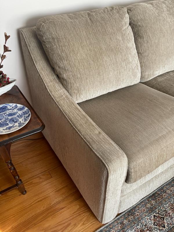 Sale Photo Thumbnail #561