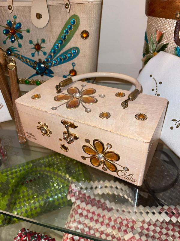 Sale Photo Thumbnail #925