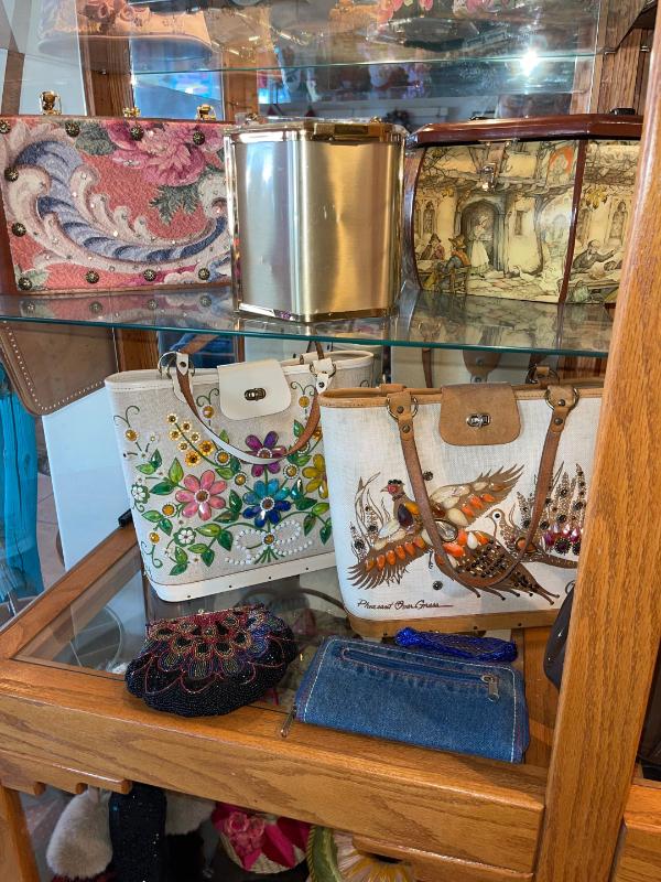 Sale Photo Thumbnail #93