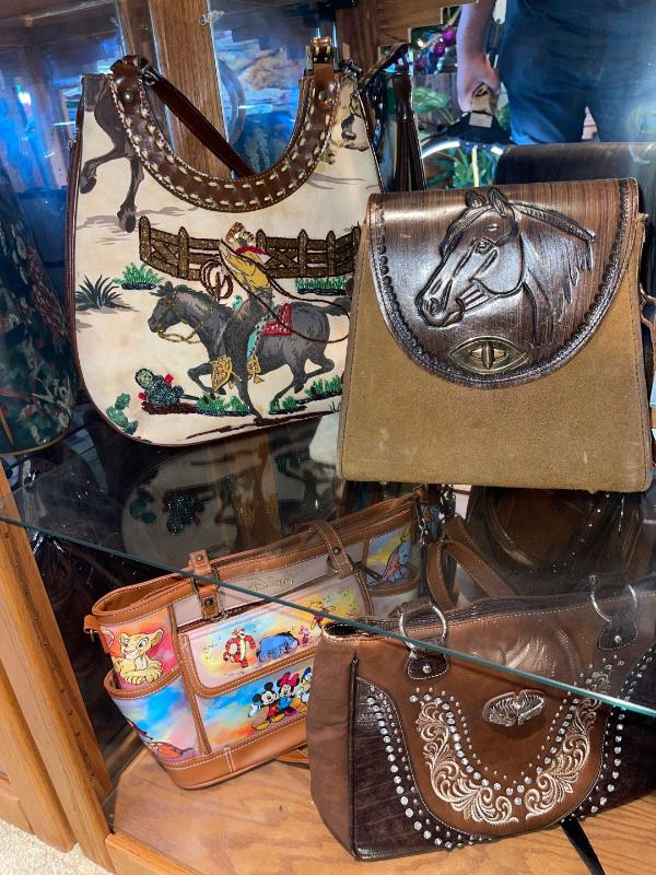 Sale Photo Thumbnail #114