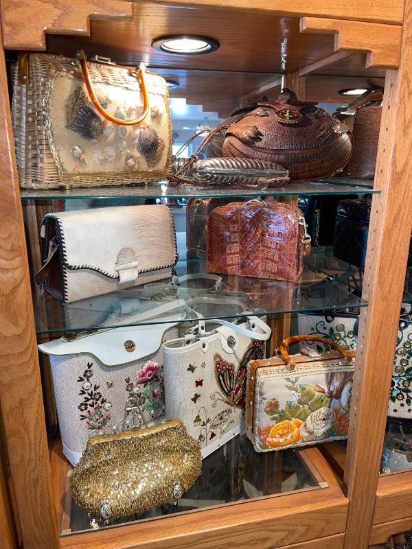 Sale Photo Thumbnail #103