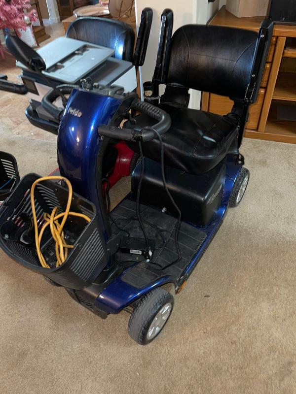 Sale Photo Thumbnail #992