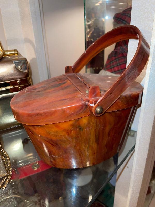 Sale Photo Thumbnail #913