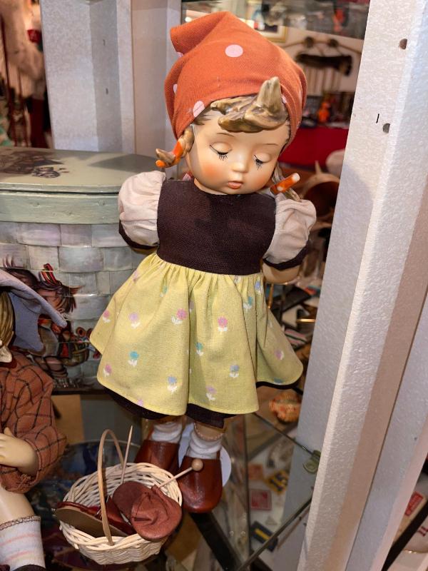 Sale Photo Thumbnail #841