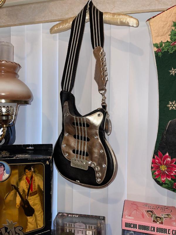 Sale Photo Thumbnail #974