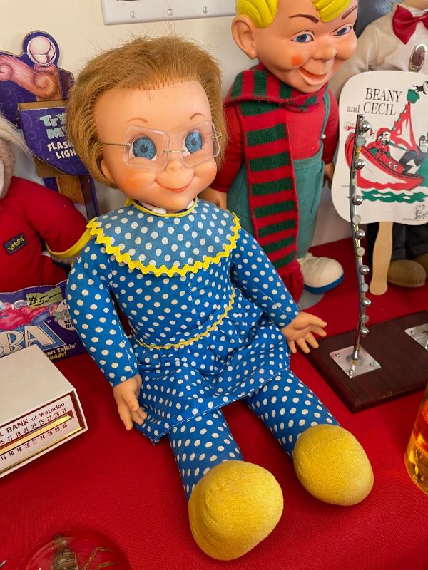 Sale Photo Thumbnail #473