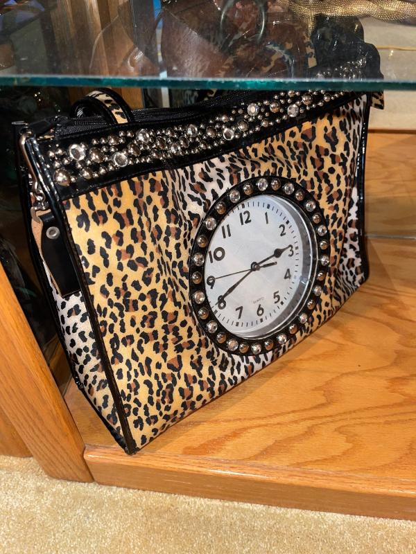 Sale Photo Thumbnail #124