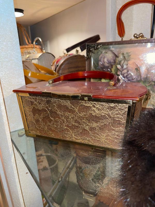 Sale Photo Thumbnail #915