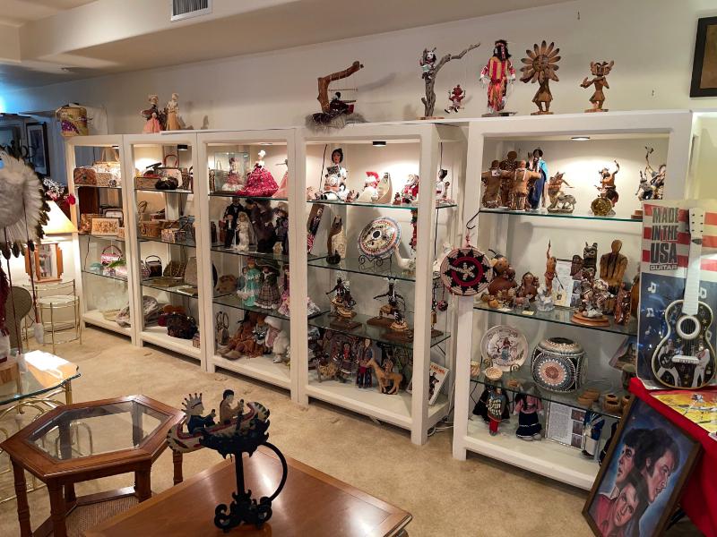 Sale Photo Thumbnail #852