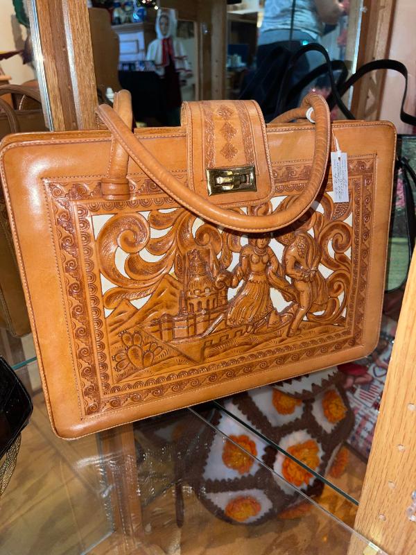 Sale Photo Thumbnail #121