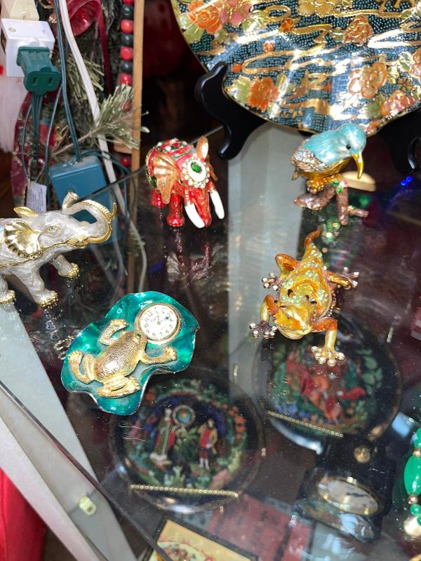 Sale Photo Thumbnail #655