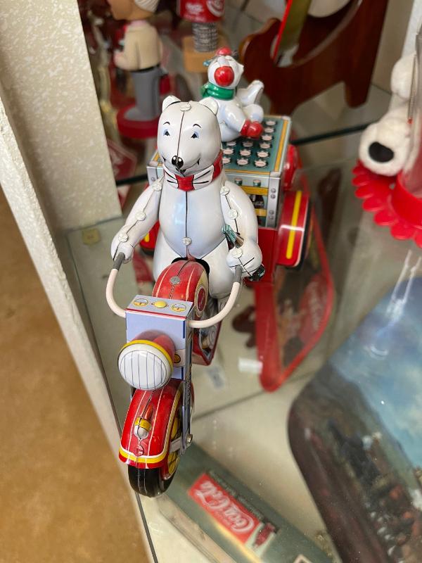 Sale Photo Thumbnail #435