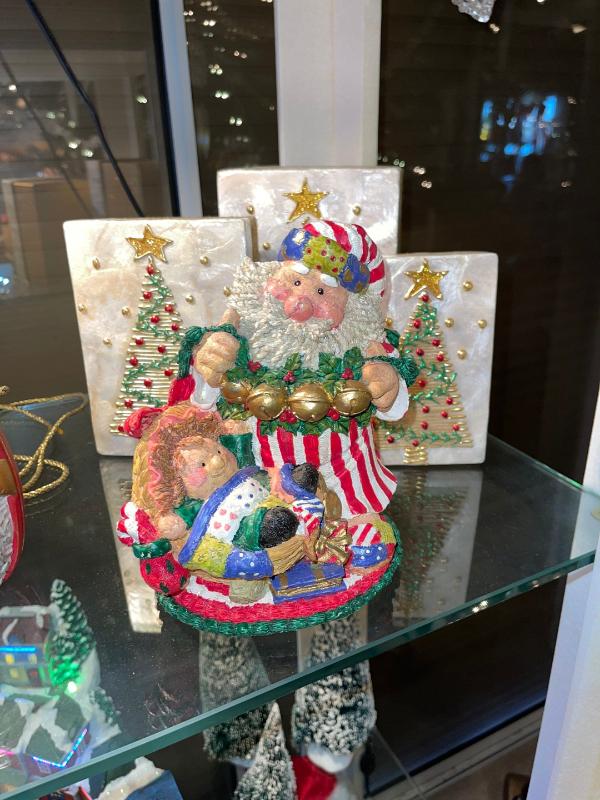 Sale Photo Thumbnail #542