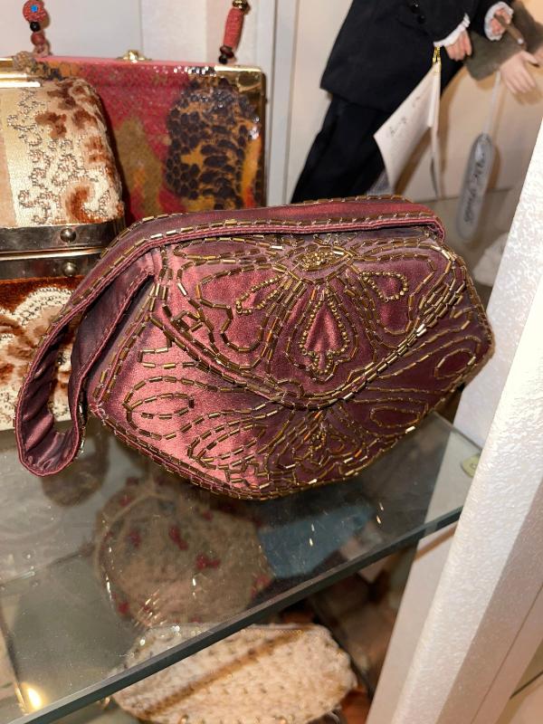 Sale Photo Thumbnail #908