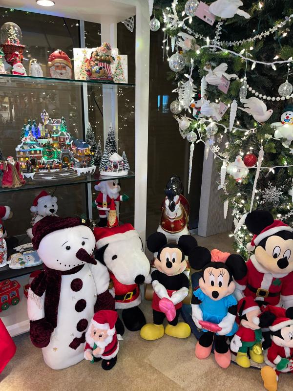 Sale Photo Thumbnail #536