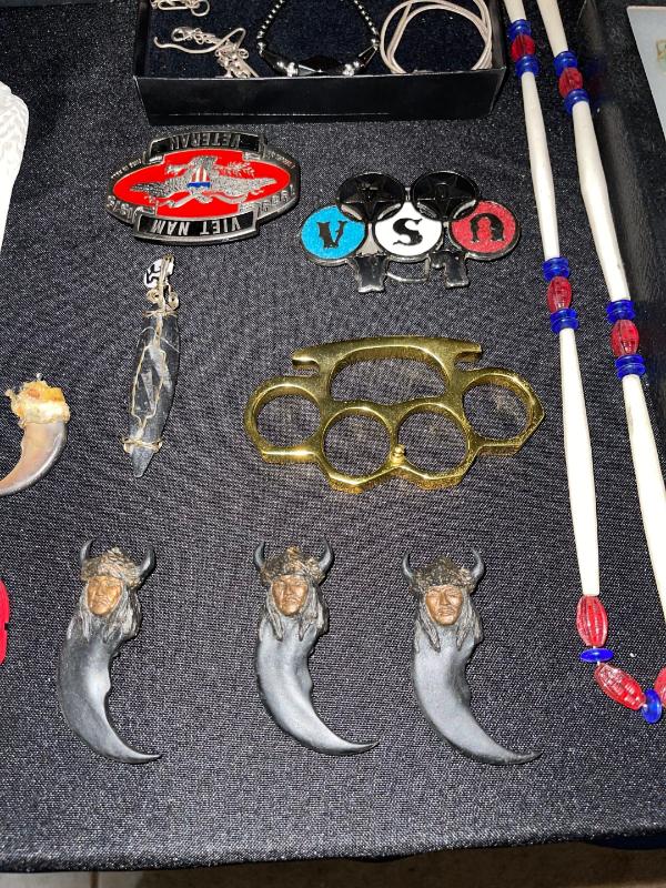 Sale Photo Thumbnail #981