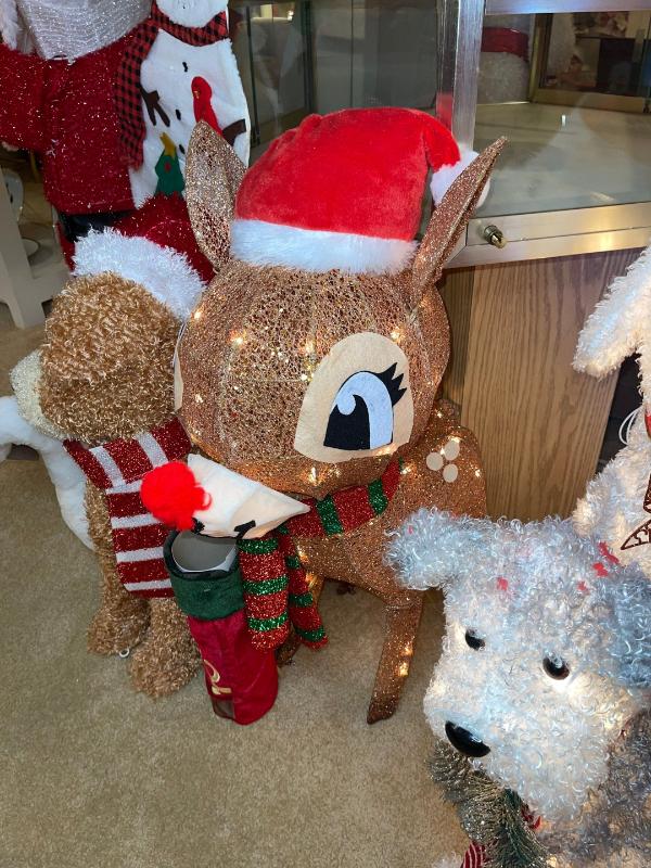 Sale Photo Thumbnail #570