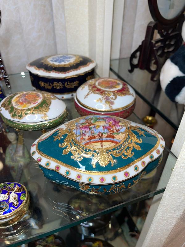 Sale Photo Thumbnail #653