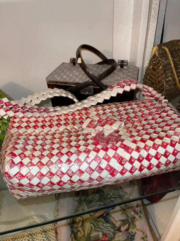 Sale Photo Thumbnail #932