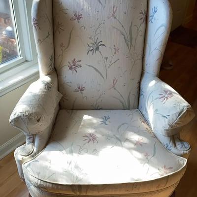 Broyhill Upholstered Wingback Chair with Wooden Legs