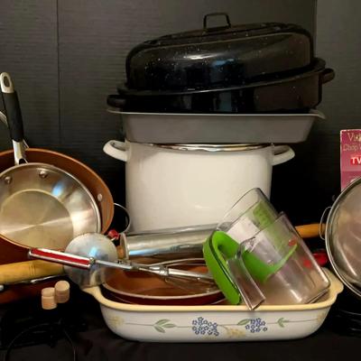 Baking and Cookware Collection Featuring Copper Chef and Calphalon