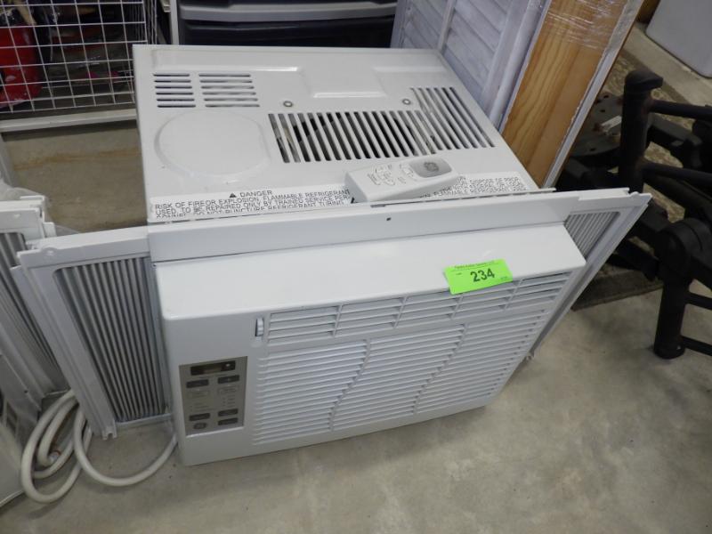 Sale Photo Thumbnail #129