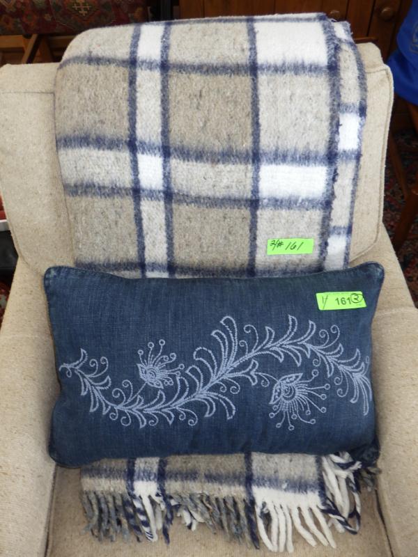 Sale Photo Thumbnail #50