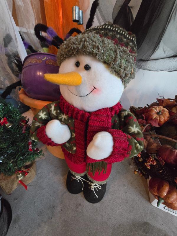 Sale Photo Thumbnail #125