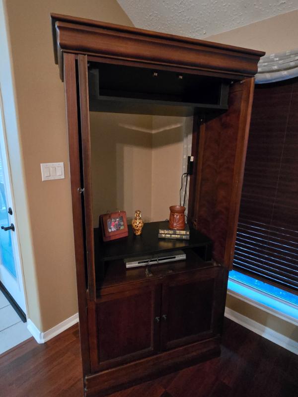 Sale Photo Thumbnail #108