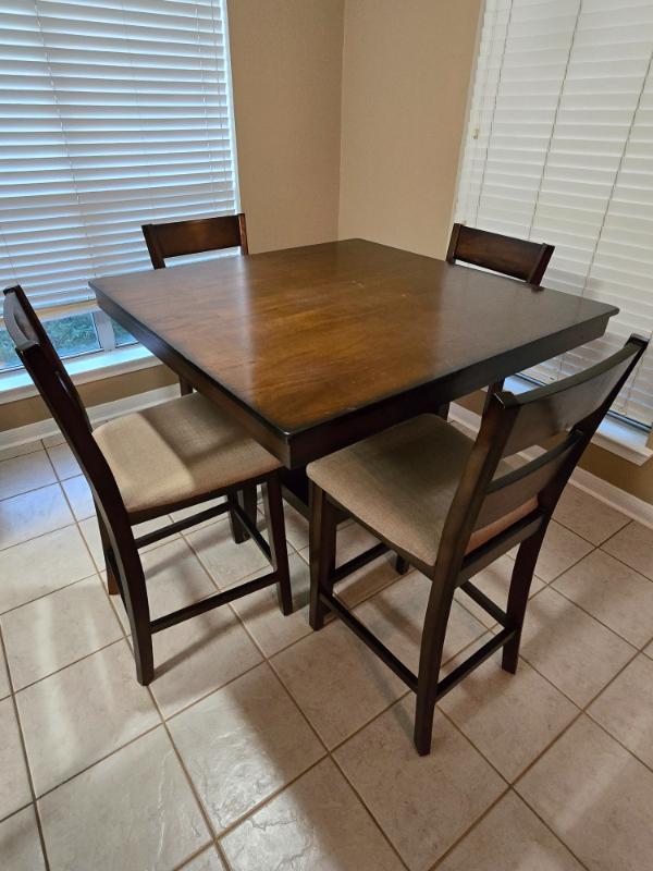 Sale Photo Thumbnail #105