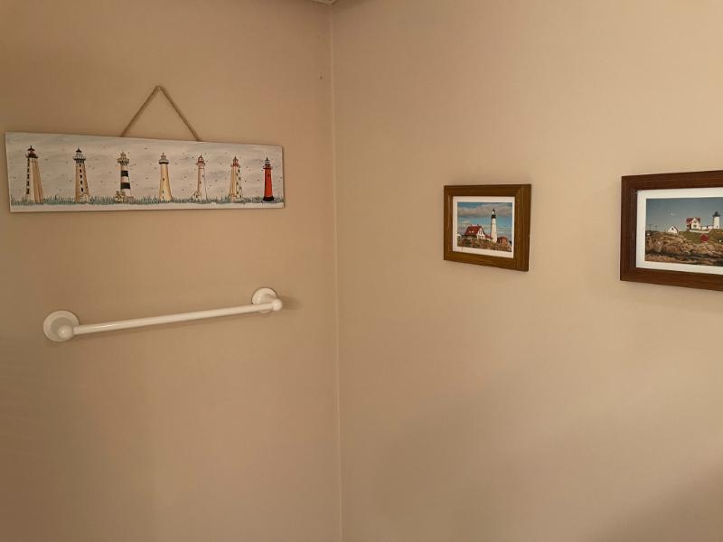 Sale Photo Thumbnail #189