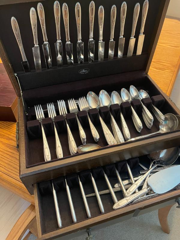 Sale Photo Thumbnail #97