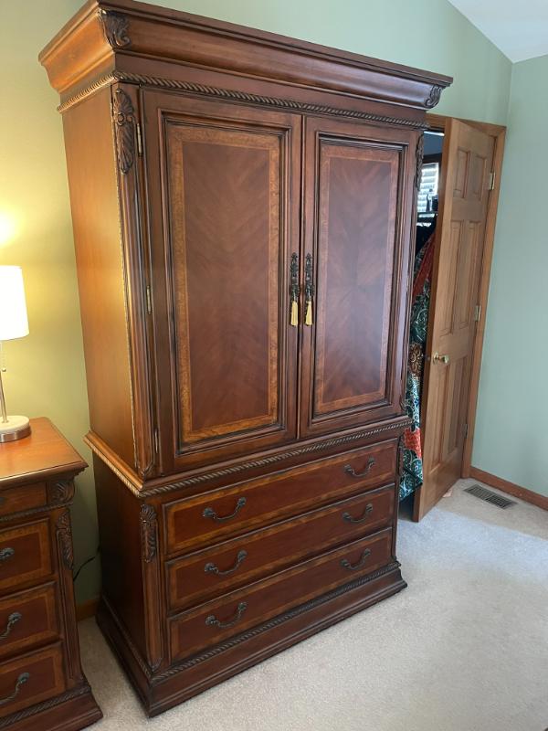 Sale Photo Thumbnail #109