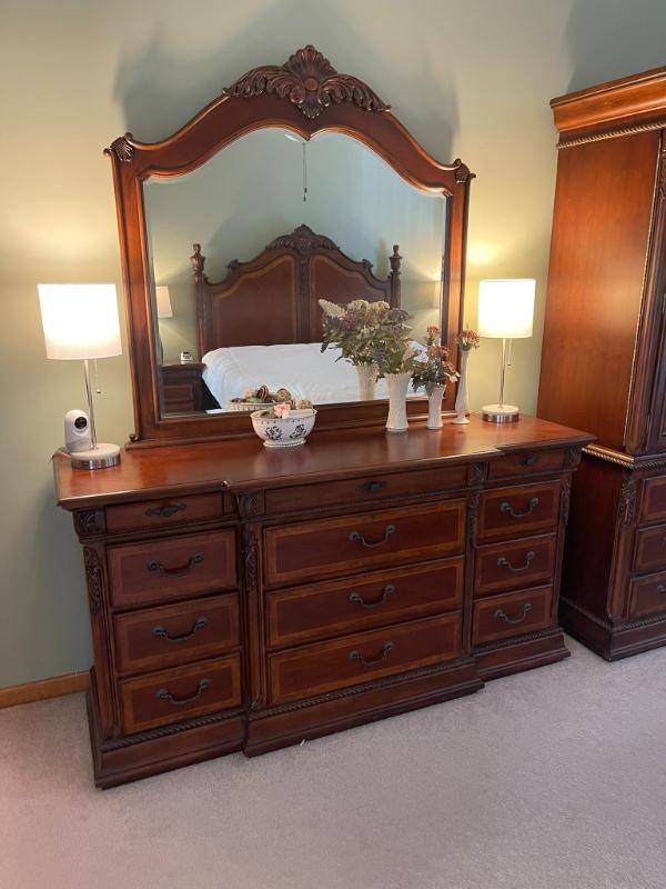 Sale Photo Thumbnail #110