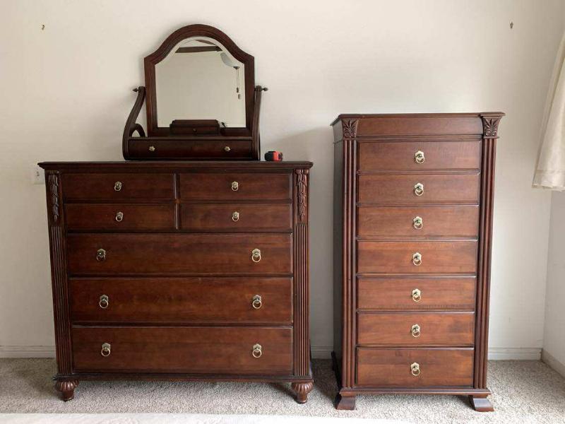 Sale Photo Thumbnail #2