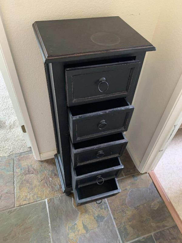 Sale Photo Thumbnail #9