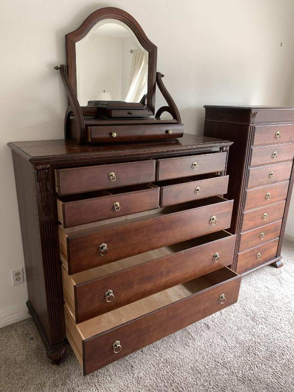 Sale Photo Thumbnail #5