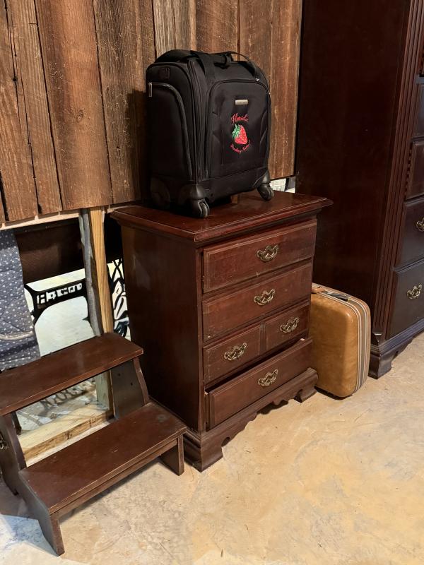 Sale Photo Thumbnail #268