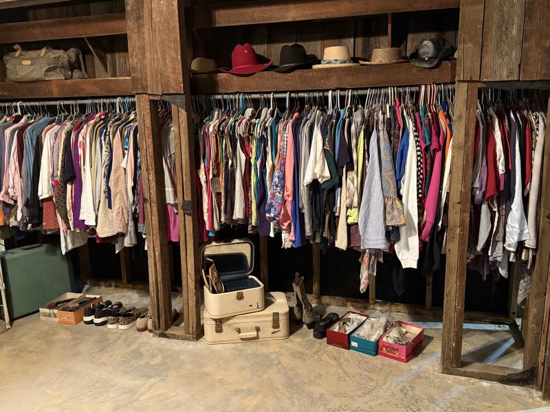 Sale Photo Thumbnail #270