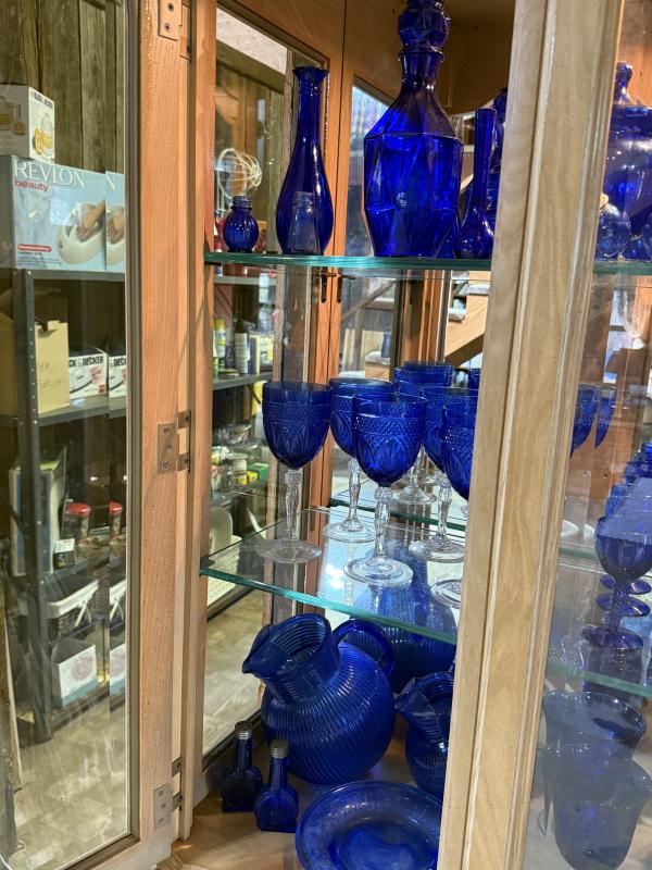 Sale Photo Thumbnail #153