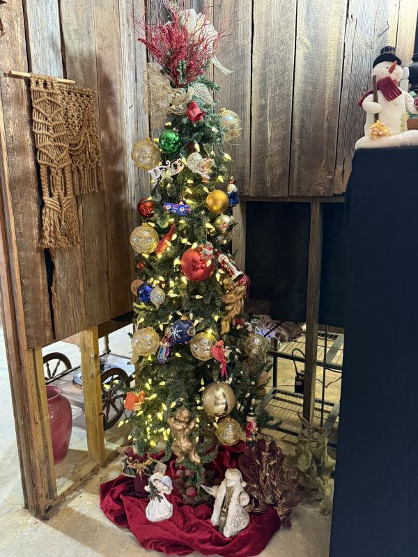 Sale Photo Thumbnail #171