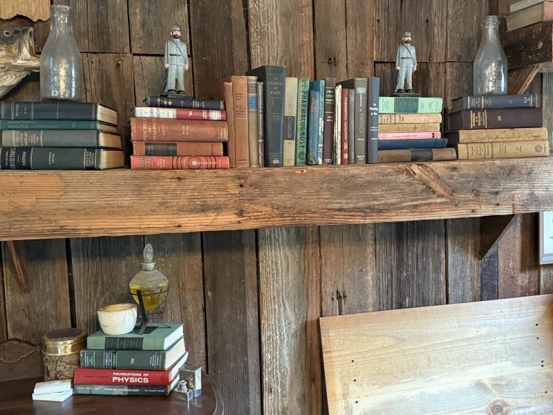 Sale Photo Thumbnail #229