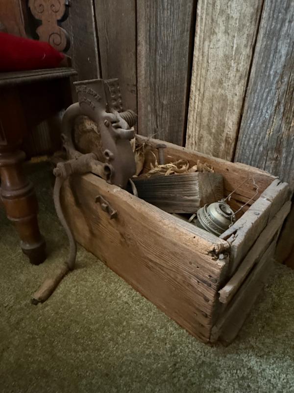 Sale Photo Thumbnail #184