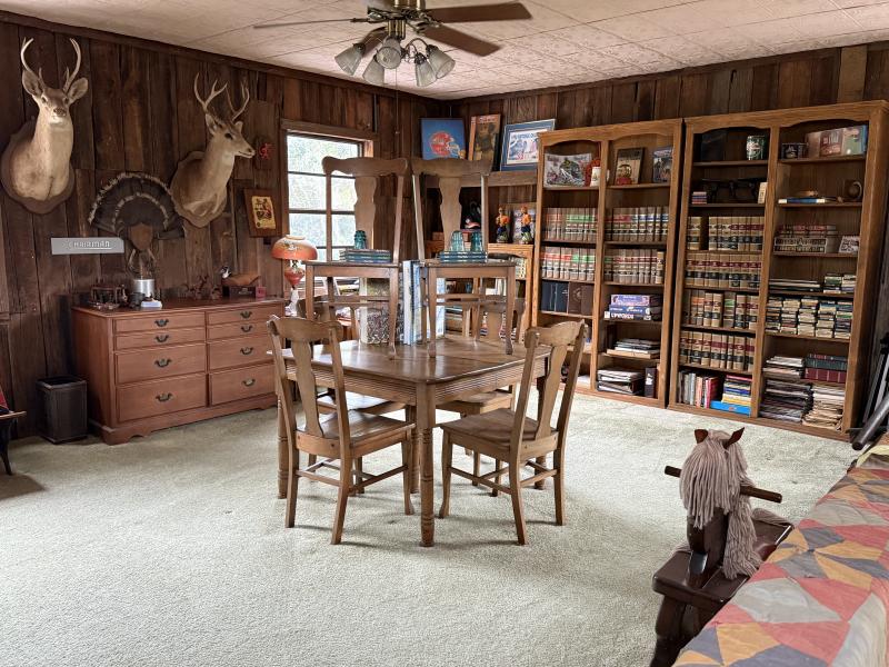 Sale Photo Thumbnail #212