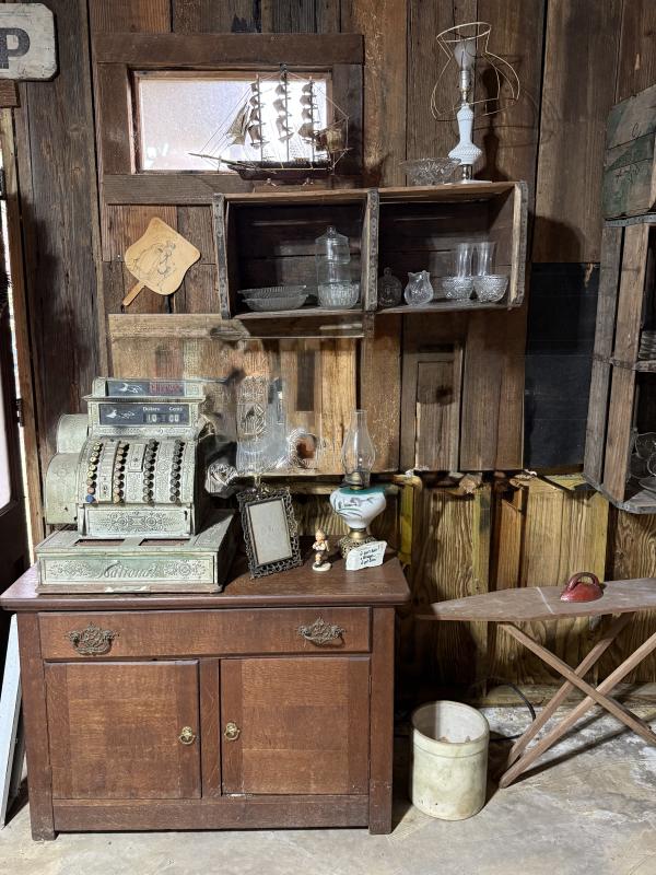 Sale Photo Thumbnail #140