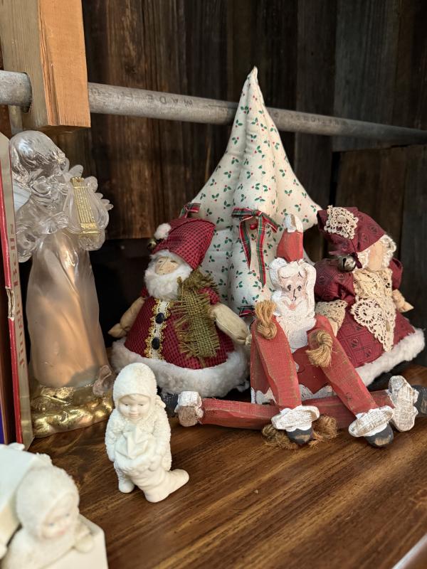 Sale Photo Thumbnail #176